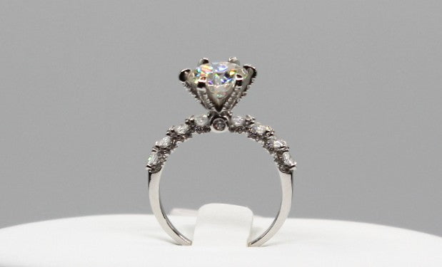 3.5 carat lab grown diamond ring in silver size 8