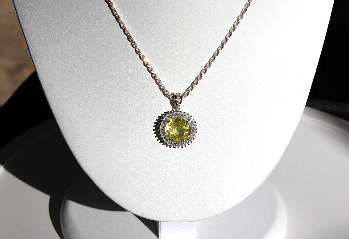 8 ct Genuine Yellow Sapphire pendant