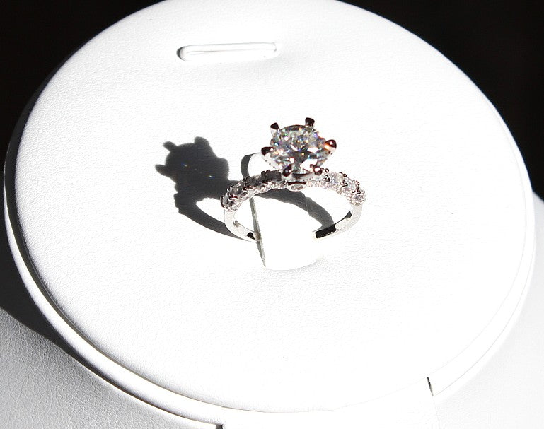 3.5 carat lab grown diamond ring in silver size 8