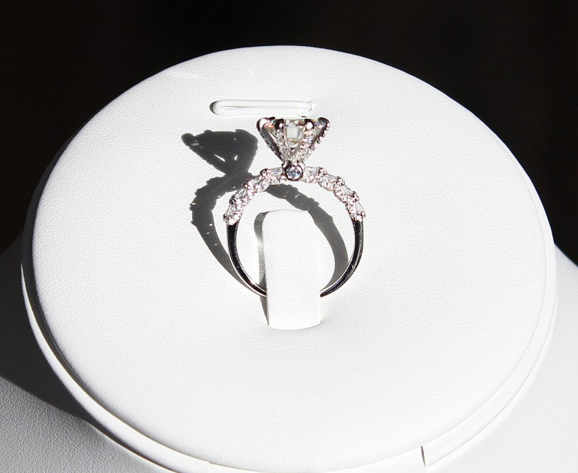 3.5 carat lab grown diamond ring in silver size 8